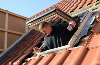 Pose de fenêtres de toit Velux à Bords
